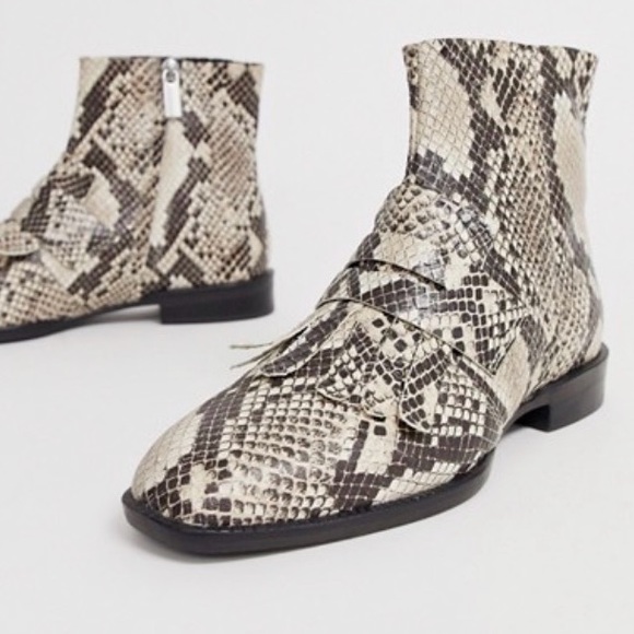 ASOS design flat leather snakeskin bootie cream - Picture 3 of 9